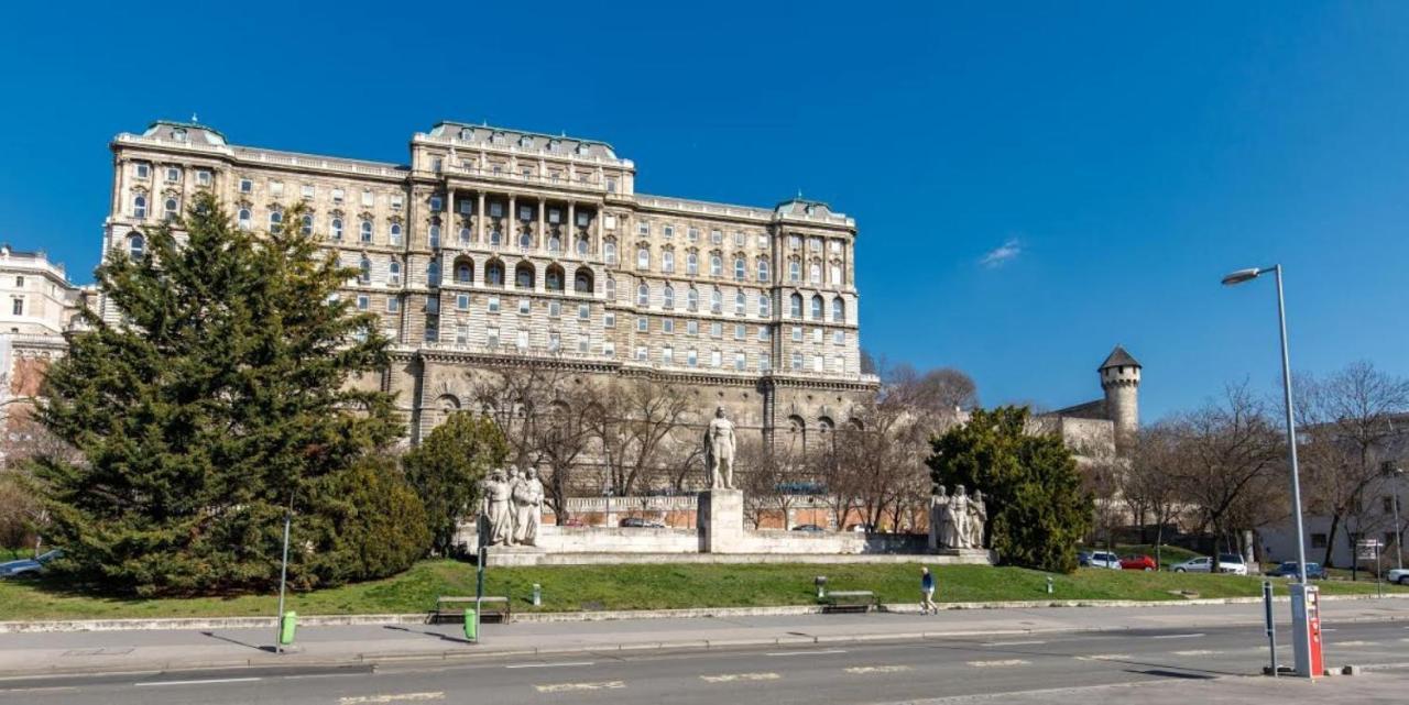 Taban Art Appartmann Budapest Luaran gambar